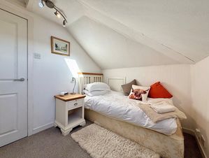 Photo 18- click for photo gallery